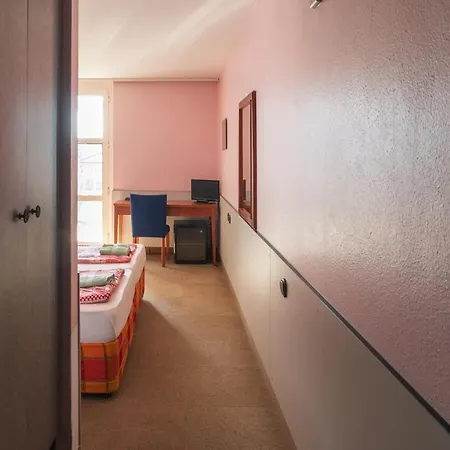 Otel Negy Evszak Panzio