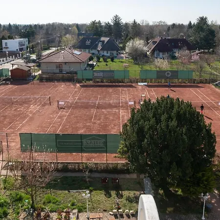 Negy Evszak Panzio Hotel Siofok