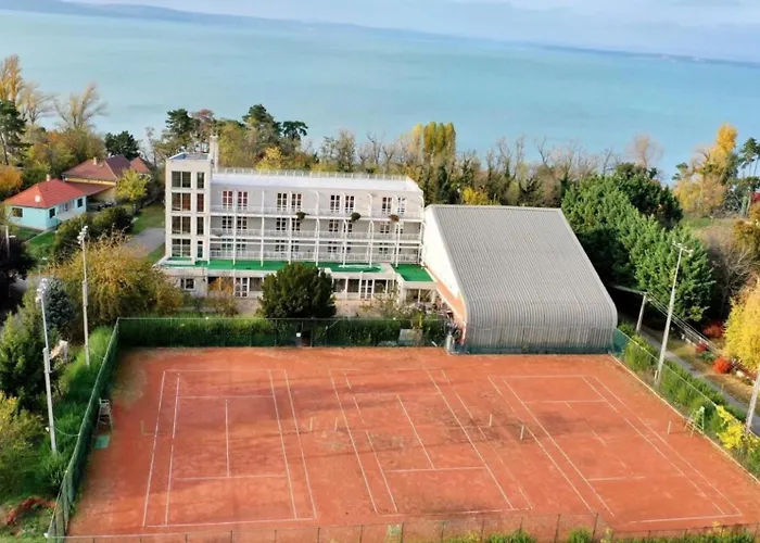 Negy Evszak Panzio Otel Siofok